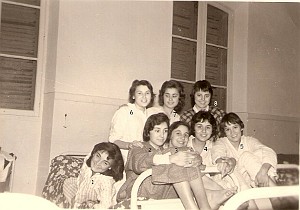 SIDI BEL ABBES COLLEGE MODERNE DE JEUNES FILLES 1961 LES INTERNES N02